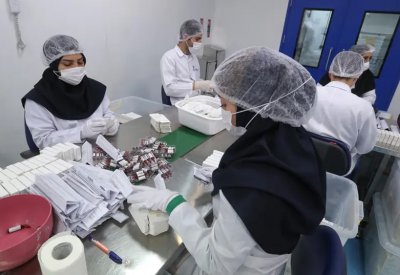 كورونا يصيب إيران في مقتل.. إصابة رئيس الطوارئ الطبية