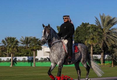 جلالة الملك يزاول الرياضة جريًا على عادته