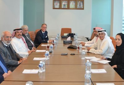 وزير الصناعة يستقبل محافظ منطقة الروتاري 2452