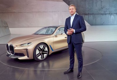 BMW Concept i4 تصميم مستقبلي ومزايا متطورة