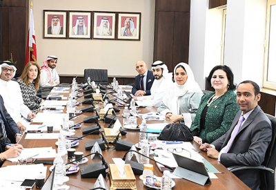 "شبابية الشورى" تبحث مع "اللجنة الأولمبية" اقتراح تنظيم أنشطة الأكاديميات الرياضية