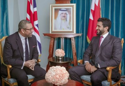 سمو مستشار الأمن الوطني يبحث مع نائب وزير الدولة البريطاني للشؤون الخارجية الموضوعات المشتركة
