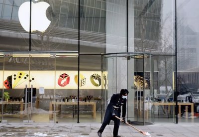 كورونا يجبر موظفي آبل بالعمل من المنزل داخل أميركا
