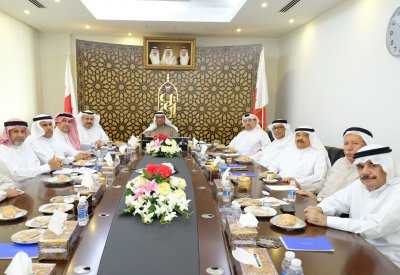 "الأوقاف الجعفرية" يعقد اجتماعاً لمتابعة مصاريف المواطنين المتواجدين في الخارج