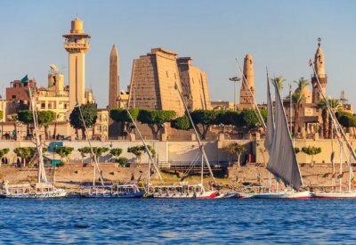 مصر.. منع مغادرة نزلاء فنادق الأقصر قبل إجراء كشف طبي