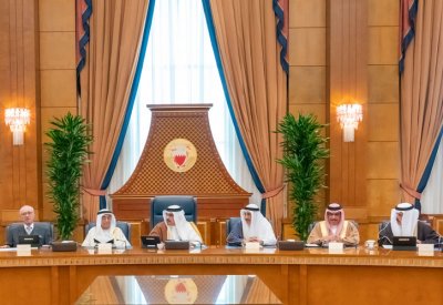 مجلس الوزراء: اتخاذ الإجراءات القانونية ضد كل من يعرض الآخرين للعدوى