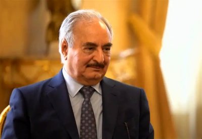 حفتر يزور برلين.. وقف إطلاق النار على طاولة النقاش مع ميركل