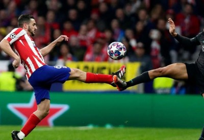 ليفربول يعوّل على "جحيم آنفيلد" لتجاوز أتلتيكو