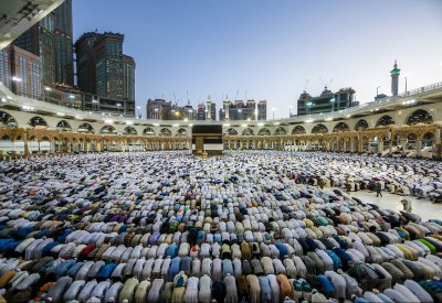 السعودية تؤكد منع حاملي تأشيرات الزيارة من دخول مكة والمشاعر المقدسة لأداء الحج