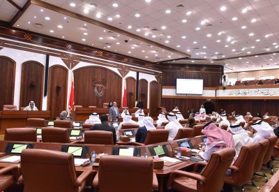 "تشريعية النواب" يوافق على إيقاف توظيف الأجانب في الوزارات