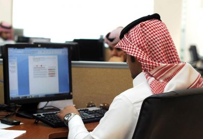 السعودية: توجيه القطاع الخاص لمنح إجازة للموظفين لمدة أسبوعين بسبب كورونا 