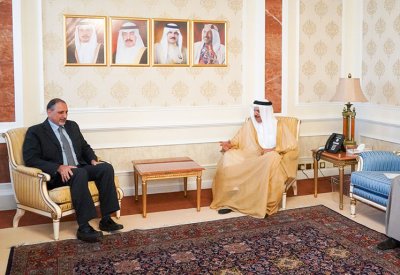 وزير الخارجية يستقبل المنسق المقيم لأنشطة الأمم المتحدة