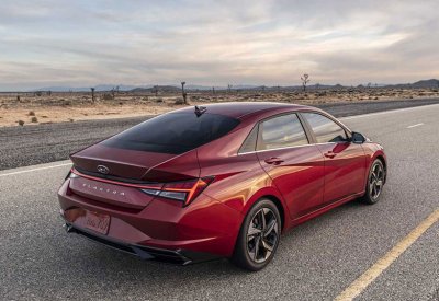 هيونداي تقدم Elantra جديدة كليا