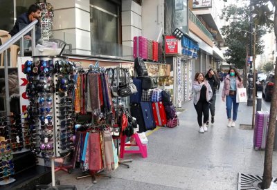 "ابقوا بمنازلكم".. دعوات بمكبرات الصوت في لبنان