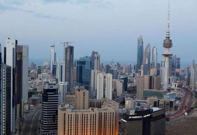 الكويت.. عقوبات رادعة بسبب كورونا وسحب أدوية من الأسواق