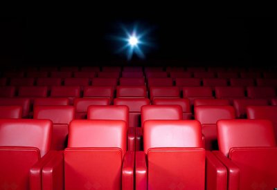 صالات السينما مهجورة.. شباك تذاكر بلا إيرادات