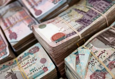 بعد صموده أمام الدولار.. هل يحافظ الجنيه المصري على قوته؟