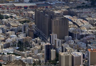 الداخلية السعودية: عزل أحياء في مكة