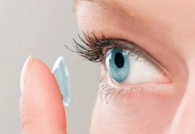 استبدل عدساتك بالنظارات.. لهذا السبب المهم!