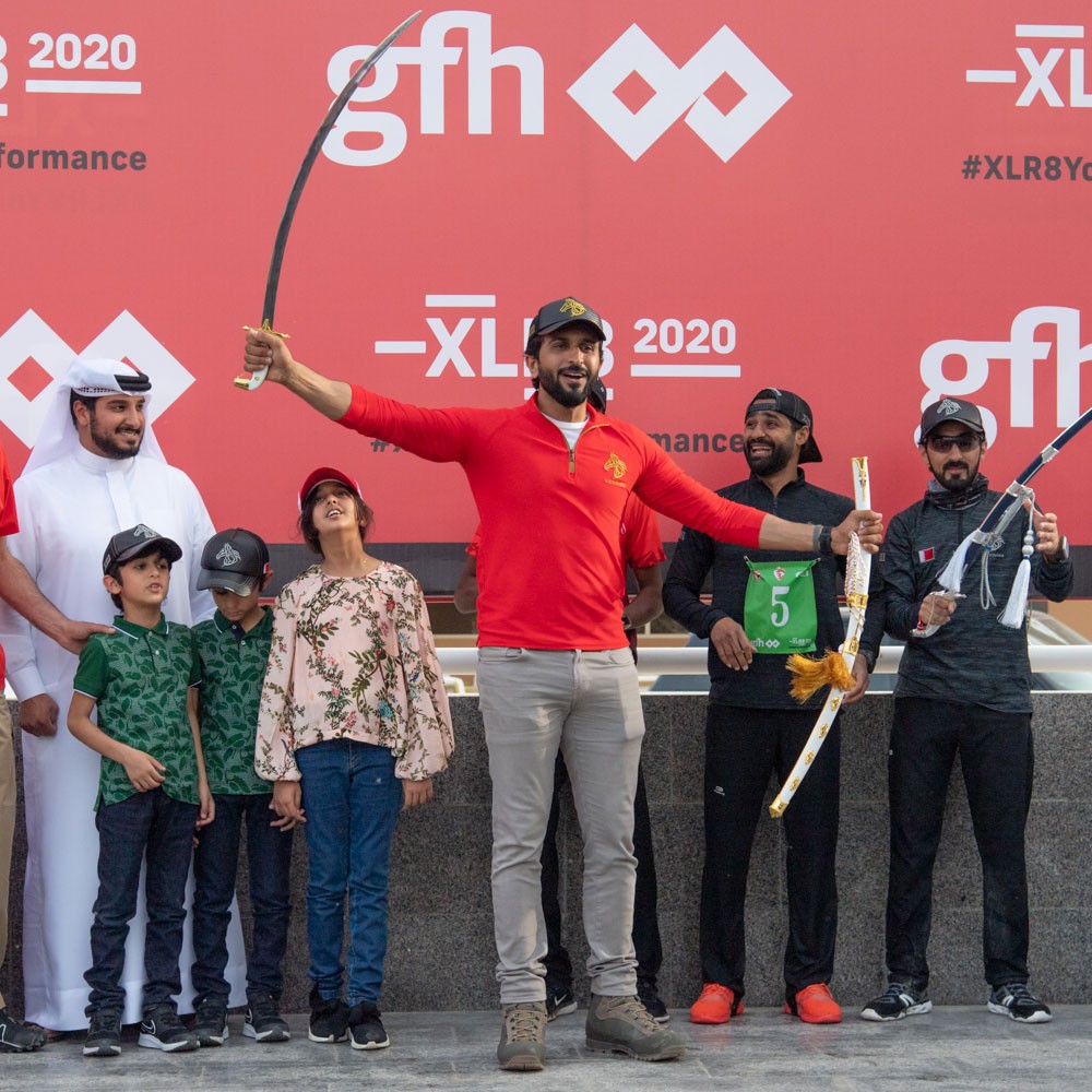 ناصر بن حمد يشيد بدعم gfh وجهود الاتحاد الملكي بنجاح كأس الملك للقدرة