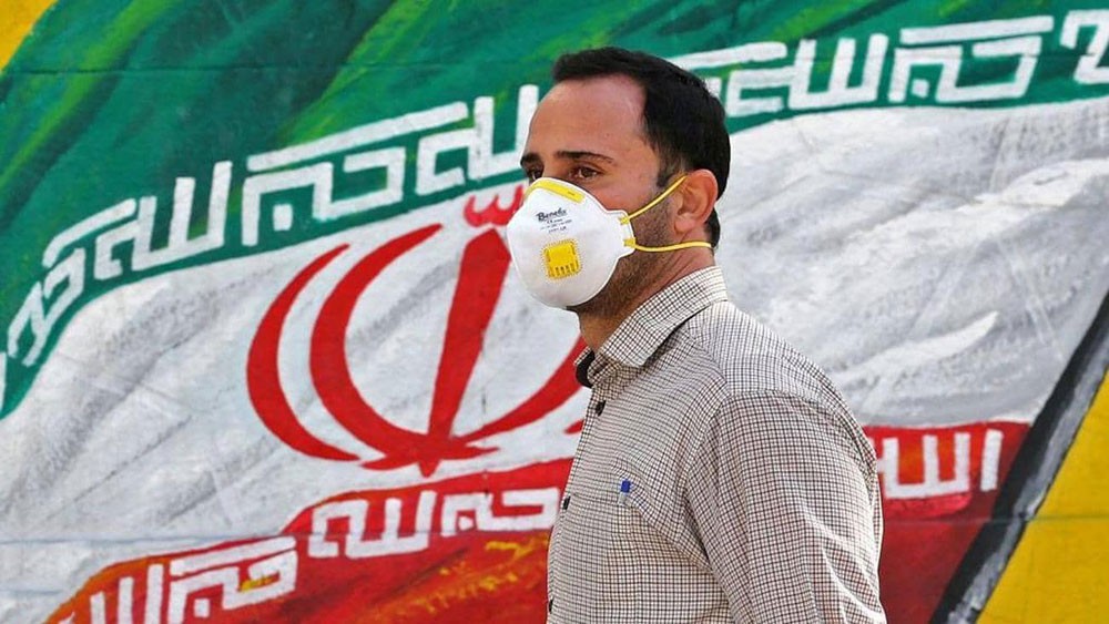 إيران.. "كورونا" يسري بين المسؤولين ويقتحم "عائلة المرشد"