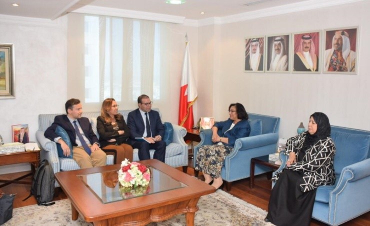 وزيرة الصحة: ضمان الحفاظ على صحة وسلامة المواطنين والمقيمين أولوية دائمة