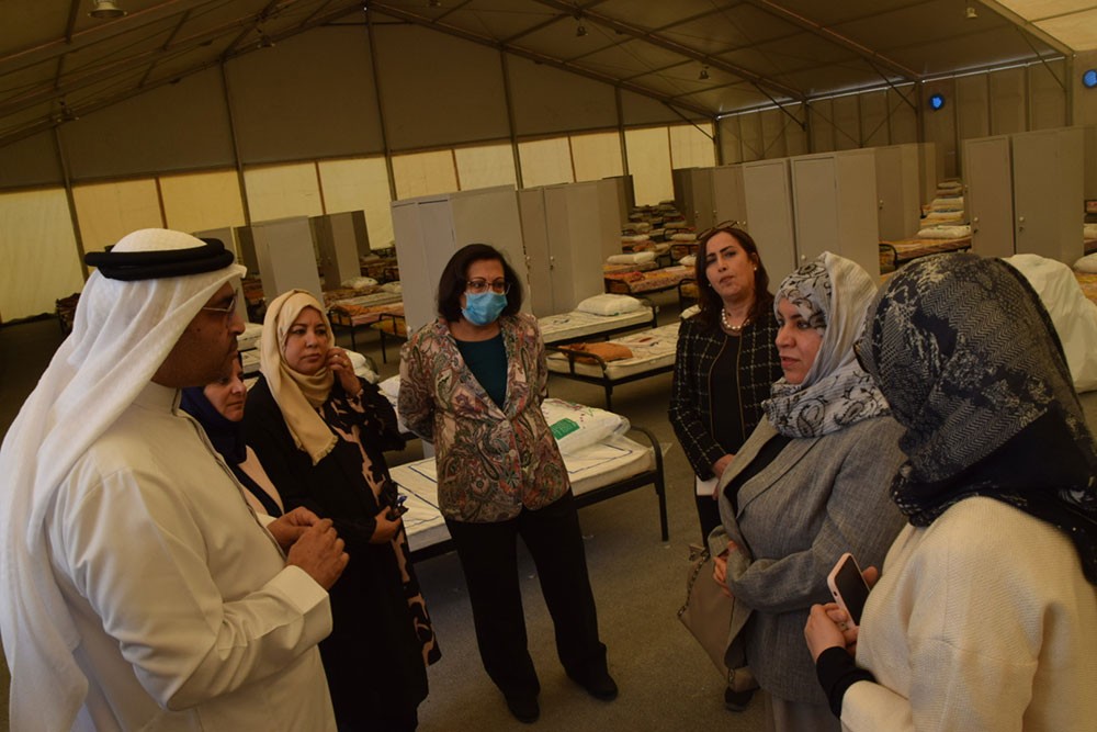 وزيرة الصحة تتفقد المستشفى الميداني الذي خصص للمرضى القادمين من مختلف الدول المتفشي فيها الفيروس