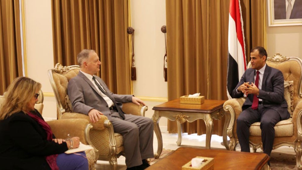 وزير الخارجية اليمني: نعيد تقييم جدوى اتفاق الحديدة