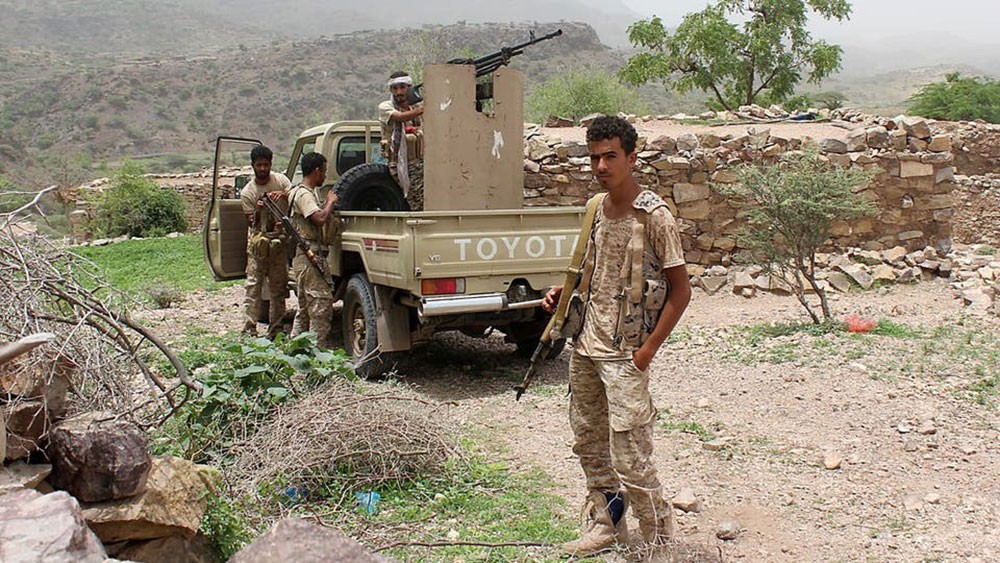 تعز.. مصرع 5 حوثيين بينهم قيادي ميداني بمعارك عنيفة