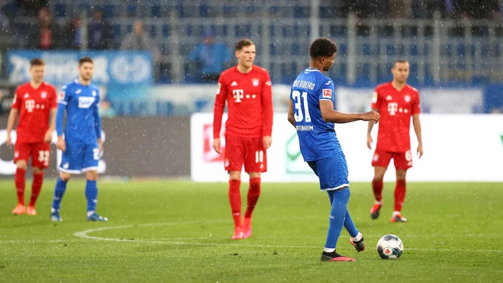 إيقاف الدوري الألماني بسبب كورونا حتى 2 أبريل