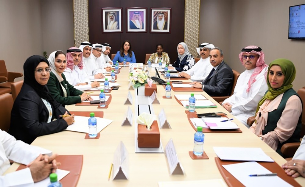وزير الأشغال يبحث مع مجلس أمانة العاصمة خطة الوزارة لتنمية الإيرادات والاستثمارات البلدية