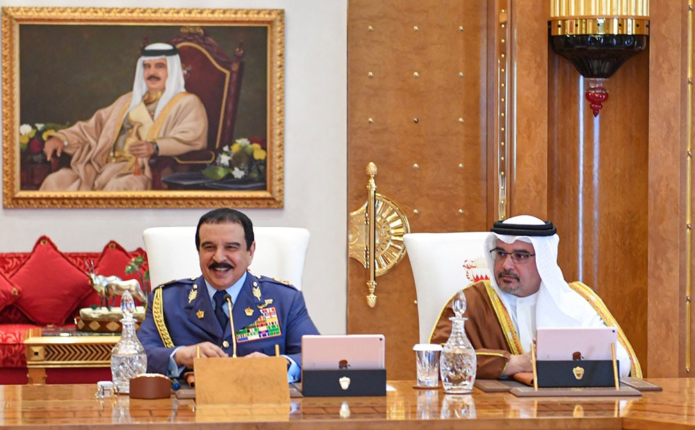 جلالة الملك: الوضع الصحي في البحرين بحمد الله وبجهود الجميع مستقر