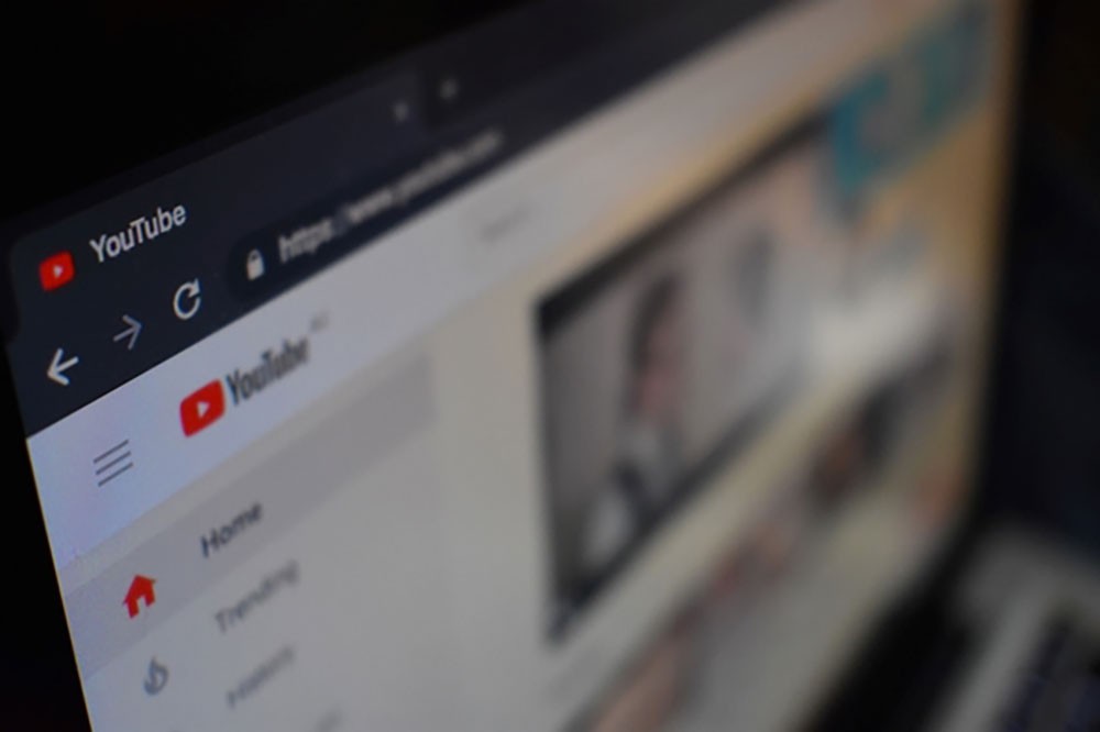 بعد "نتفلكس".. "غوغل" تقلّص سرعة البث على "يوتيوب"
