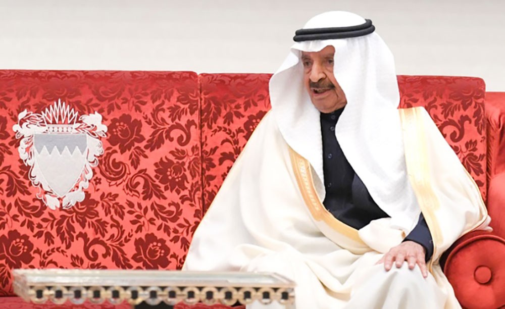 في العودة الميمونة .. خليفة بن سلمان وإنجازات وطن