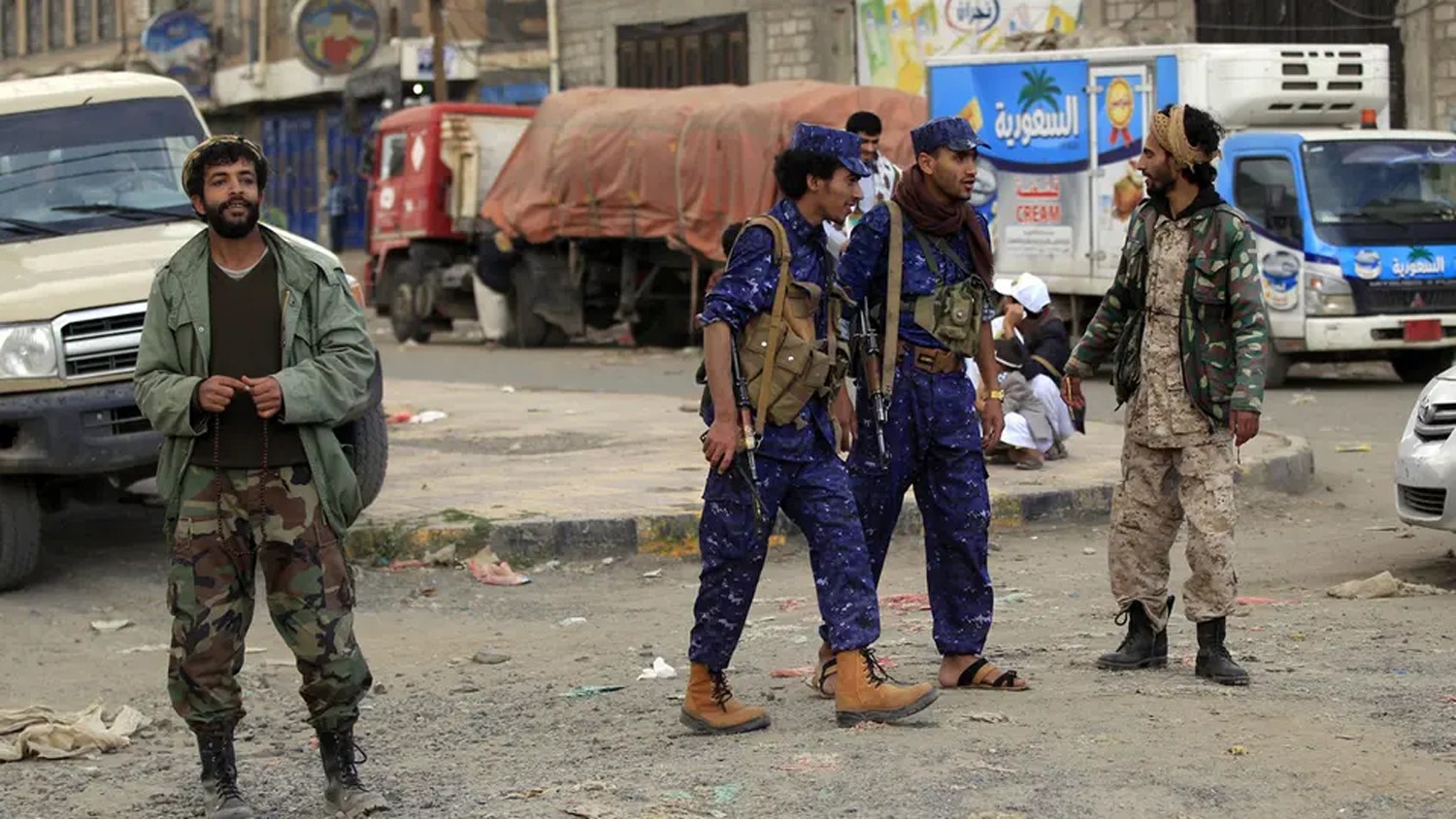الجيش اليمني يعلن أسر 20 حوثياً في جبهة صرواح