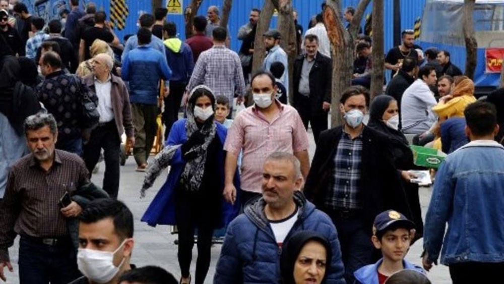مسؤول إيراني يكشف: إصابات كورونا 52 ألفاً