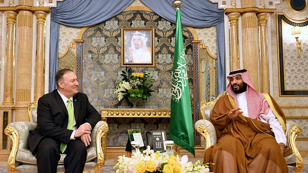 بومبيو: اتفقت والأمير محمد بن سلمان على التعاون لصد كورونا