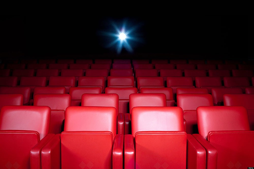 صالات السينما مهجورة.. شباك تذاكر بلا إيرادات