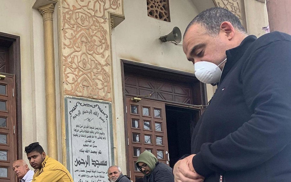 مصر.. تمديد غلق المساجد وتعليق صلوات الجمع والجماعات