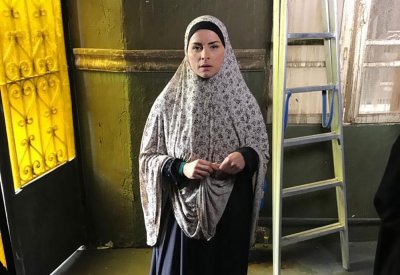 نور اللبنانية ترتدي الحجاب في البرنس