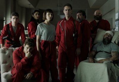 "برلين" في "La Casa De Papel" يتحدث عن قتله بالمسلسل!