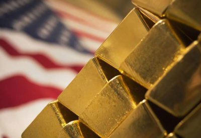 الذهب يرتفع بعد بيانات متشائمة للوظائف في أميركا، وارتفاع الدولار يكبح المكاسب