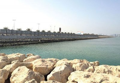 خلف: مشروع كورنيش قلالي في عهدة "السياحة"