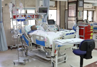 إيران: 98 وفاة جديدة بكورونا وارتفاع عدد الإصابات لـ 74877