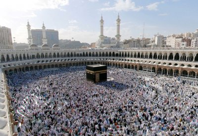 مفتي السعودية: صلاة التراويح والعيد بالبيوت في ظل كورونا