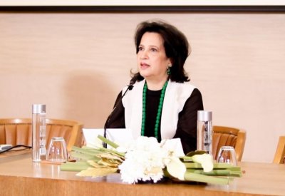الشيخه مي آل خليفة تكشف عن تنقيبات اثرية مذهلة بموسم ‪2019-2020