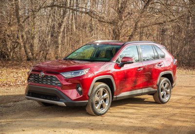 نجاحات تويوتا RAV4