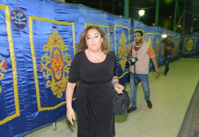 وفاة شقيقة الفنانة نهال عنبر