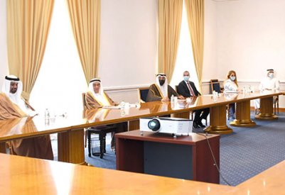 محمد بن مبارك يترأس اجتماع المجلس الأعلى لتطوير التعليم والتدريب