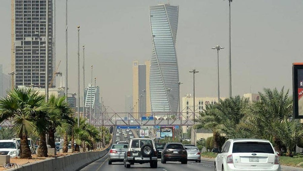  السعودية تقصر العمل بشركات نقل الركاب "الذكية" على المواطنين 